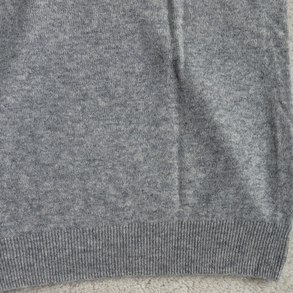 Men's Gray Sweater - Picture 7 of 7
